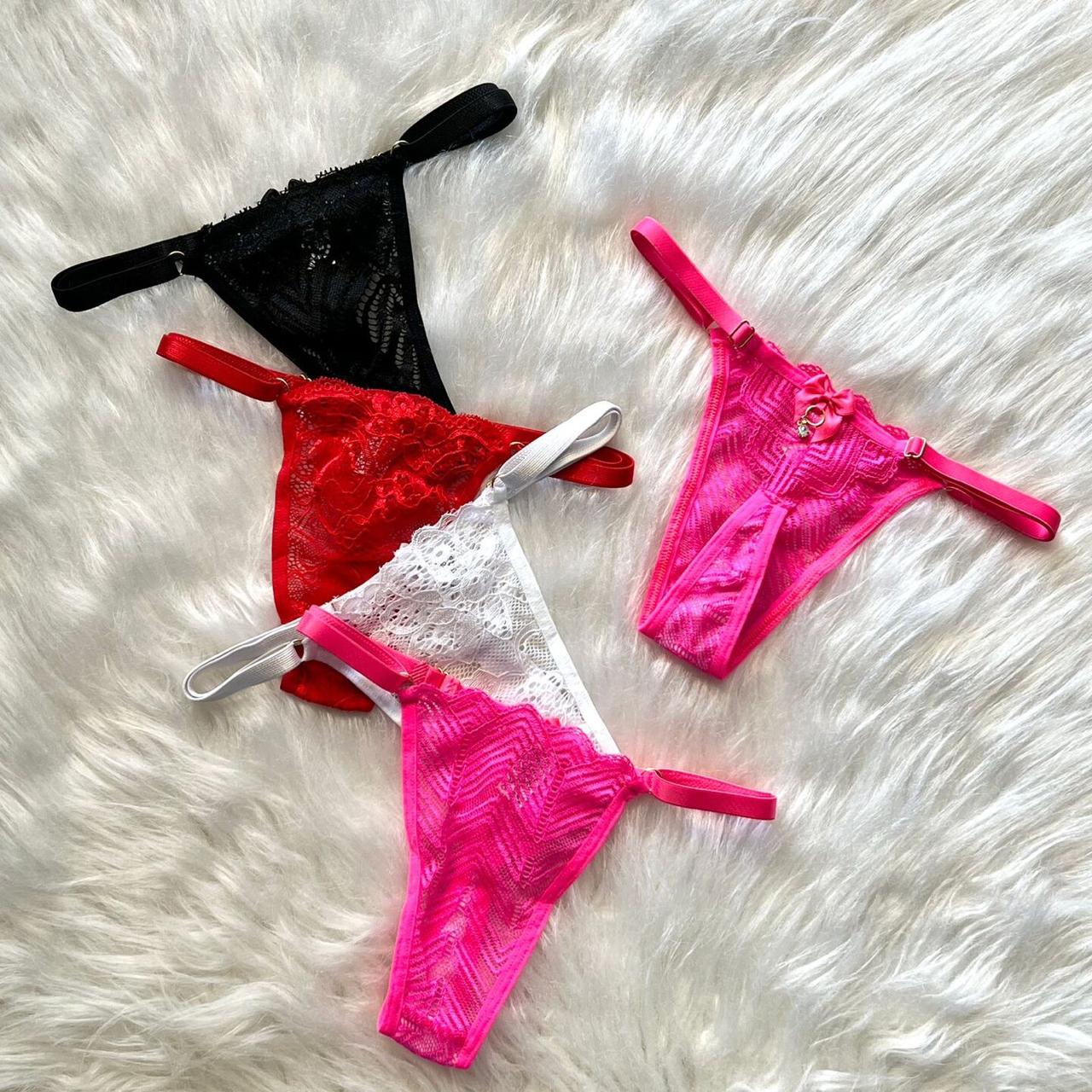 Fios dentais vermelho e rosa